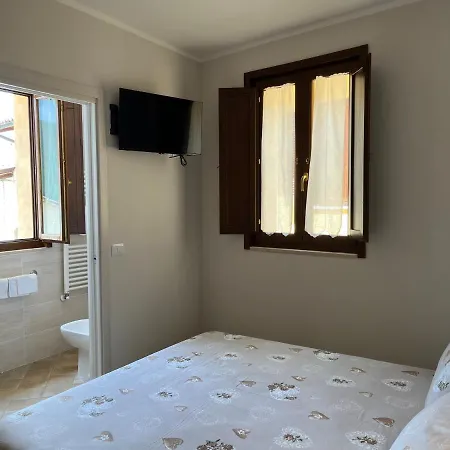 Pensión Garibaldi 3*